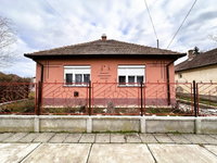 Eladó családi ház, Sarkadon 22.5 M Ft, 3 szobás