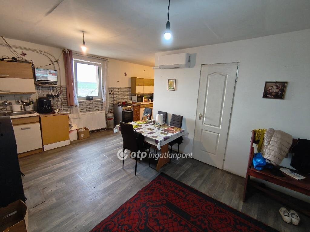 2 bed · 61m² · 10.000.000 ft