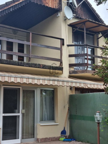 Eladó nyaraló, Balatonkenesén 199 M Ft, 9 szobás