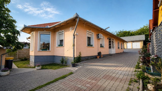 Eladó családi ház, Gyálon 117 M Ft, 3+3 szobás
