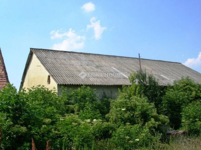Kiadó ipari ingatlan, Polgárdin 300 E Ft / hó