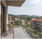 Eladó téglalakás, Pécsett 89.5 M Ft, 3 szobás