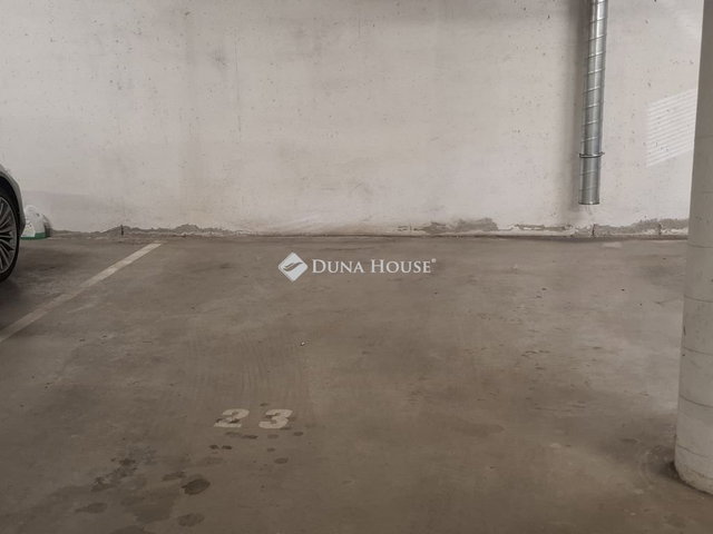 Kiadó garázs, Kecskeméten, Katona József utcában 40 E Ft / hó