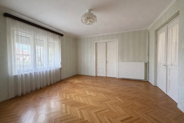 Eladó családi ház, Siklóson 42.9 M Ft, 3 szobás