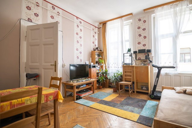 Eladó téglalakás, Budapesten, VI. kerületben 93.5 M Ft, 3 szobás
