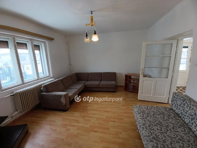 Eladó családi ház, Forráskúton 35 M Ft, 3 szobás
