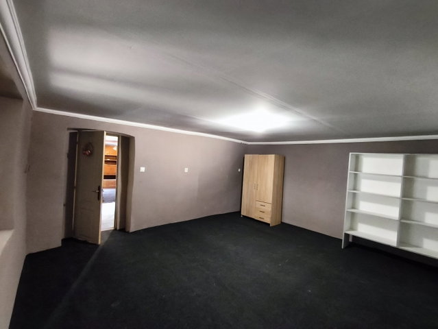 Eladó családi ház, Dombóváron 13 M Ft, 2 szobás