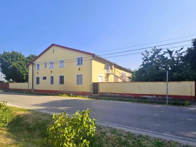 Eladó ipari ingatlan, Ócsán 400 M Ft / költözzbe.hu