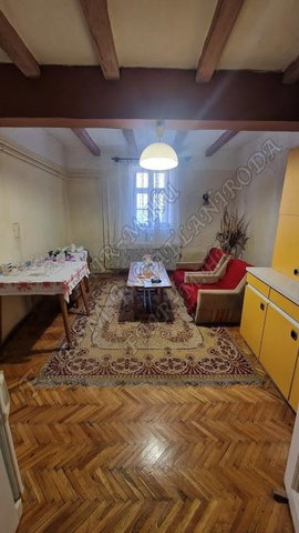 Eladó családi ház, Hódmezővásárhelyen 21.5 M Ft, 2 szobás