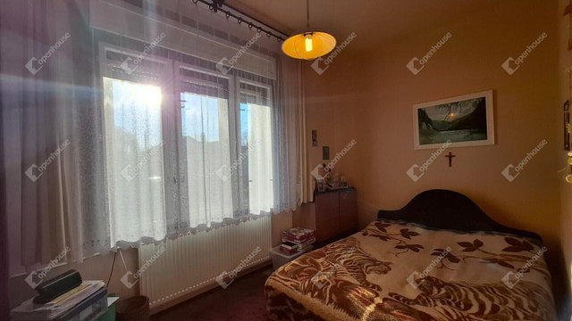 Eladó családi ház, Debrecenben 73.5 M Ft, 2 szobás