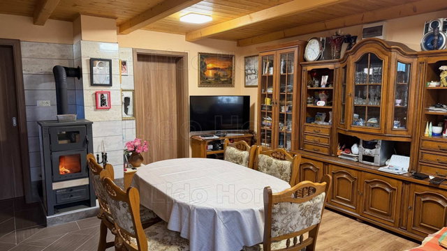 Eladó családi ház, Ságváron 115 M Ft, 4 szobás