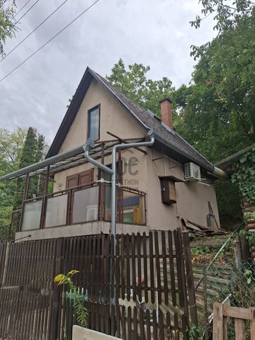 Eladó mezogazdasagi ingatlan, Gombán 27.5 M Ft, 2 szobás