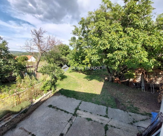 Eladó családi ház, Pécsett 43 M Ft, 3 szobás