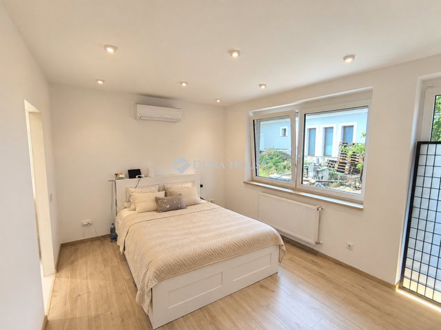 Eladó családi ház, Csömörön 175 M Ft, 4 szobás