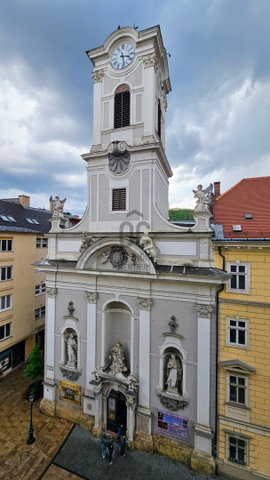 Kiadó téglalakás, albérlet, V. kerületben, Nyáry Pál utcában