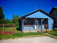 Eladó üzlethelyiség, Kesztölcön, Klement utcában 21 M Ft