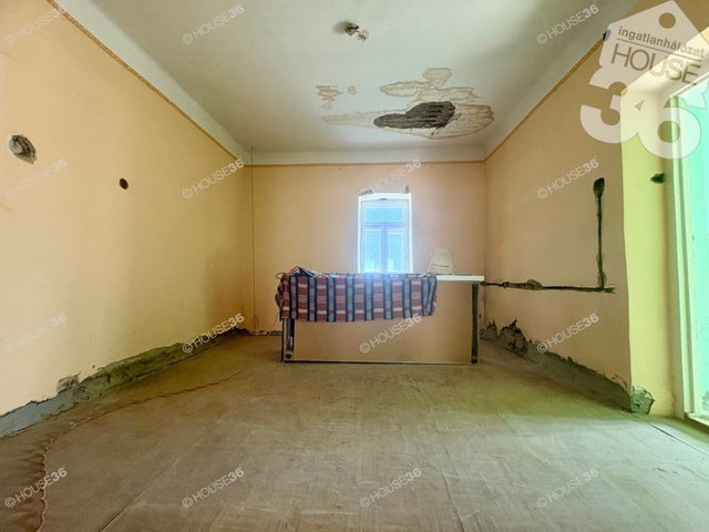 Eladó családi ház, Lakitelken 20.99 M Ft, 2 szobás
