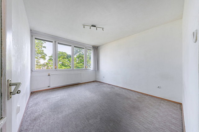 Eladó téglalakás, Szigetszentmiklóson 49.9 M Ft, 2 szobás