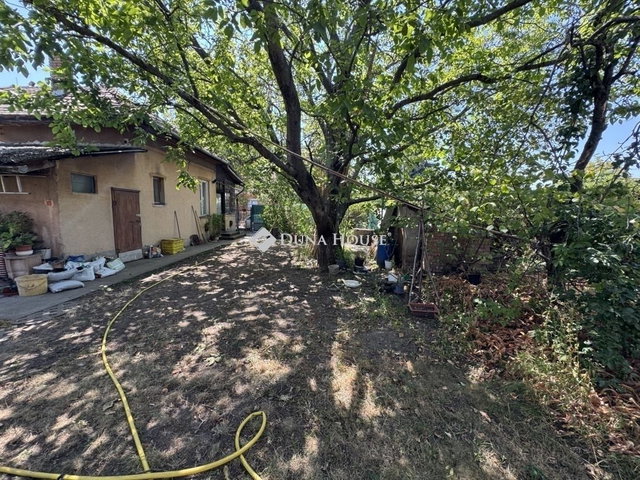 Eladó családi ház, Budapesten, XVIII. kerületben 129.9 M Ft
