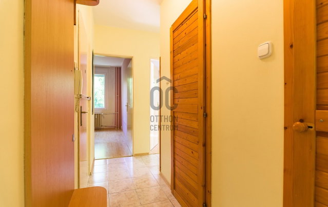 Eladó téglalakás, Szekszárdon, Május 1. utcában 32.5 M Ft