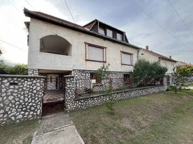 Eladó családi ház, Edelényben 33.9 M Ft, 6 szobás