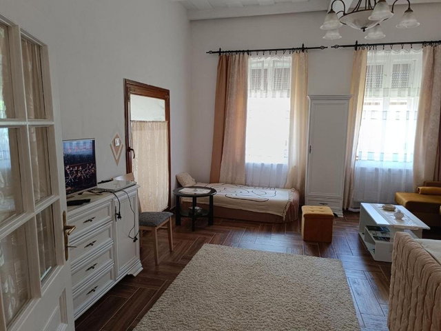Kiadó hotel, Balmazújvárosban 14 E Ft / hó