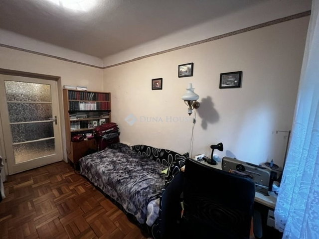 Eladó családi ház, Vecsésen 98 M Ft, 3 szobás
