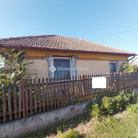 Kiadó családi ház, albérlet, Tápiógyörgyén 150 E Ft / hó