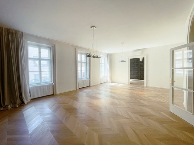 Kiadó téglalakás, albérlet, Budapesten, VI. kerületben