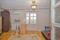 Eladó családi ház, Üllőn 129.9 M Ft, 9 szobás