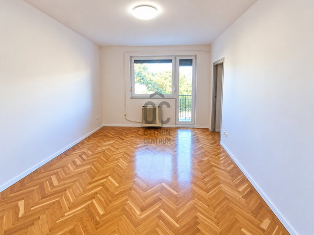 Eladó téglalakás, Debrecenben 62 M Ft, 2 szobás