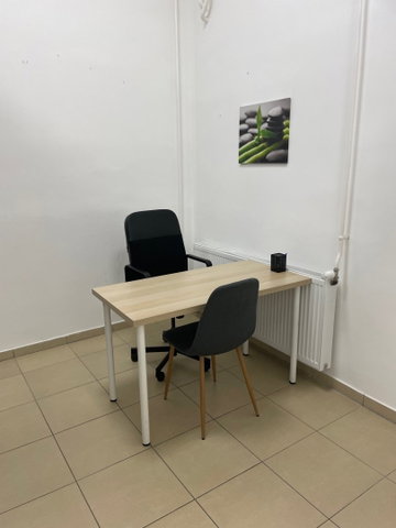 Kiadó üzlethelyiség, Nyíregyházán 600 E Ft / hó, 5 szobás