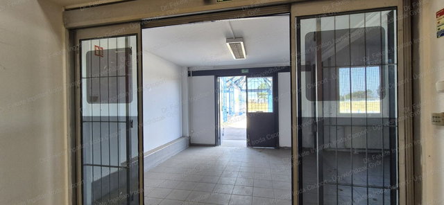 Kiadó üzlethelyiség, Győrött 593 E Ft / hó, 5 szobás