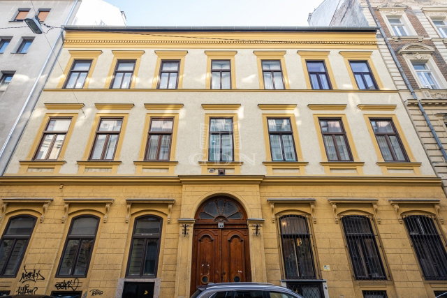 Eladó téglalakás, Budapesten, VI. kerületben 111.66 M Ft