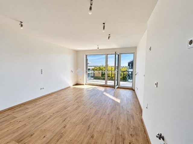 Eladó téglalakás, Budapesten, III. kerületben 72.9 M Ft