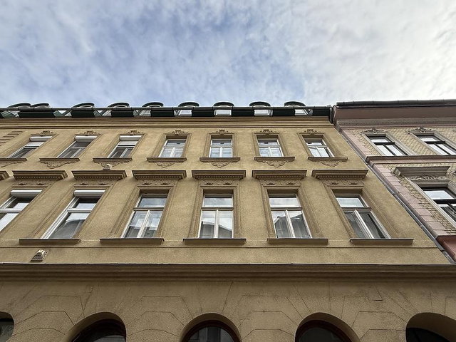 Eladó üzlethelyiség, Budapesten, IX. kerületben, Páva utcában