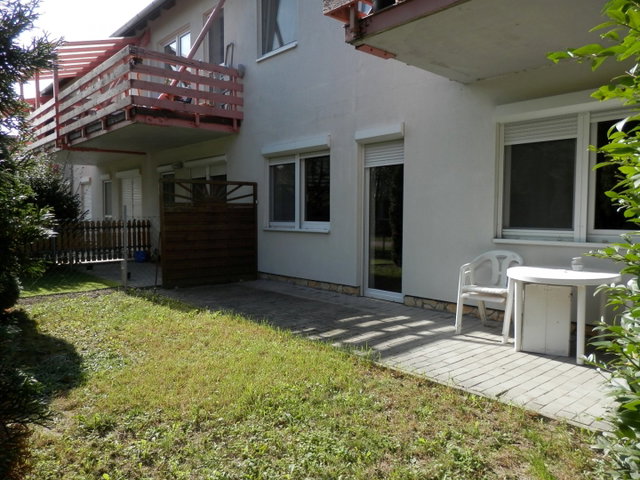 Eladó téglalakás, Győrújfalun 69.9 M Ft, 2 szobás