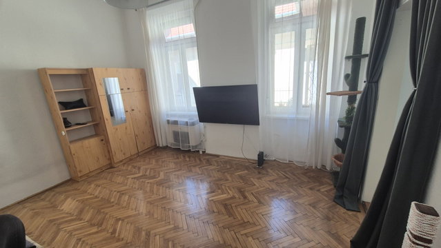Eladó téglalakás, Budapesten, VII. kerületben, Dohány utcában