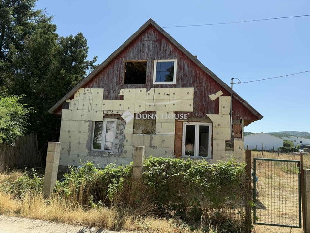 Eladó családi ház, Piliscsabán, Akácfa utcában 19.9 M Ft