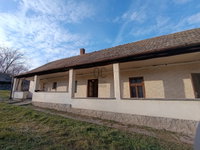 Eladó családi ház, Csécsén 8.9 M Ft, 2 szobás