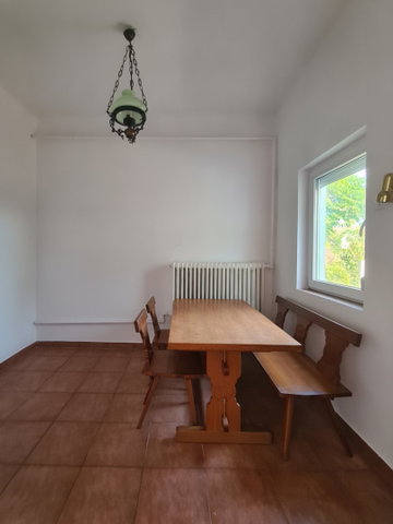 Eladó családi ház, Leányfaluban 159.9 M Ft, 4 szobás