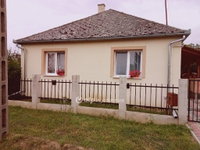 Eladó családi ház, Tunyogmatolcson 23.4 M Ft, 2 szobás