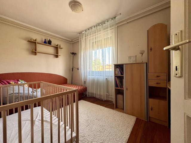 Eladó családi ház, Debrecenben 112.9 M Ft, 3+3 szobás