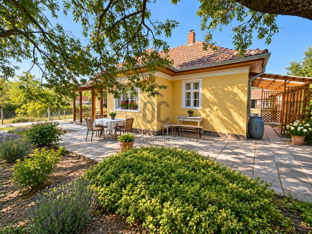 Eladó családi ház, Balatonkenesén 89 M Ft, 4 szobás