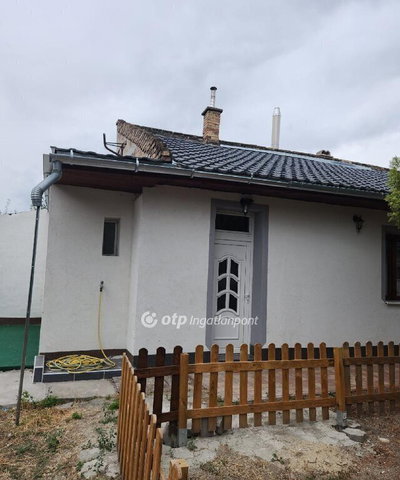 Eladó téglalakás, Budapesten, XX. kerületben 44 M Ft, 1+1 szobás