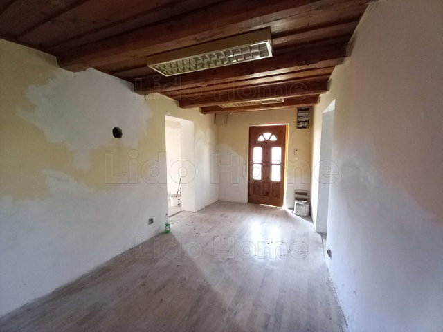 Eladó családi ház, Győrött 48 M Ft, 4 szobás