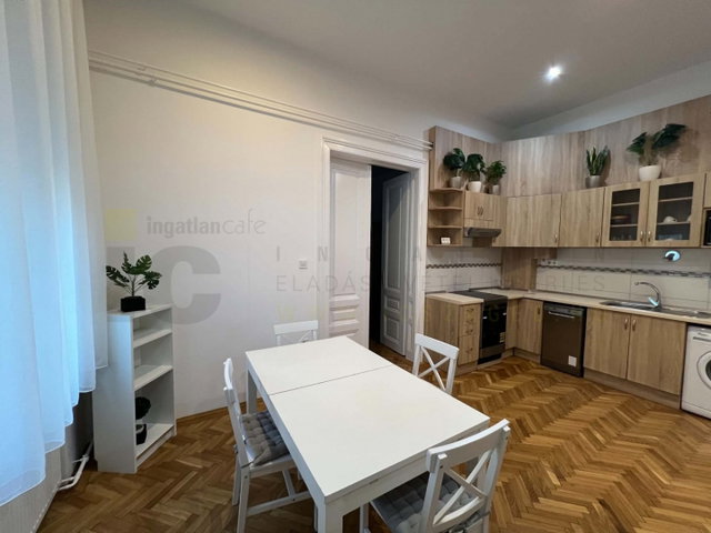 Kiadó téglalakás, albérlet, Szegeden, Jósika utcában, 3 szobás