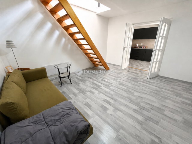 Eladó téglalakás, Budapesten, XX. kerületben 34.9 M Ft, 3 szobás