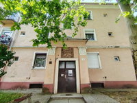 Eladó téglalakás, Oroszlányban 32 M Ft, 2 szobás