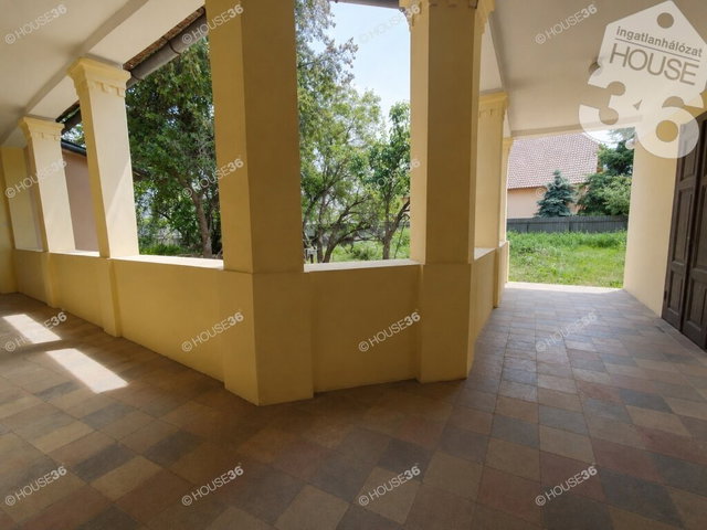 Eladó családi ház, Tiszaalpáron 33.9 M Ft, 3 szobás